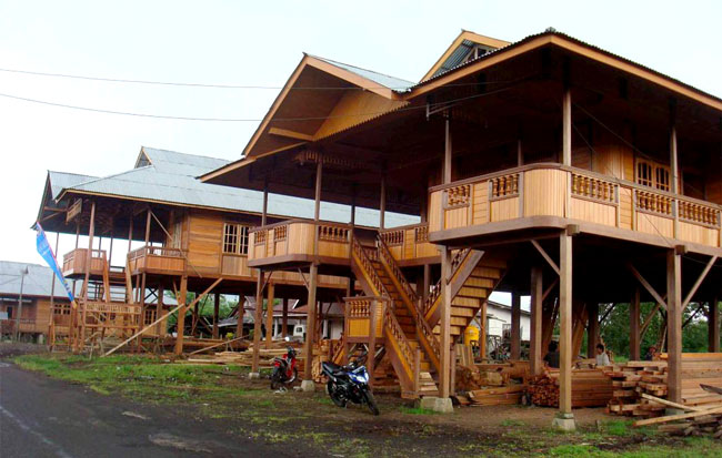  Woloan  Village in Tomohon City North Sulawesi Province